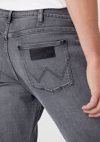 WRANGLER Regular Jeans in Grey