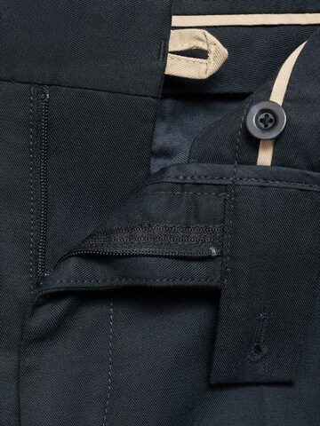 MANGO MAN Regular Pantalon 'Nicco' in Blauw