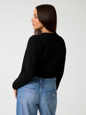 GUESS Pullover in Schwarz