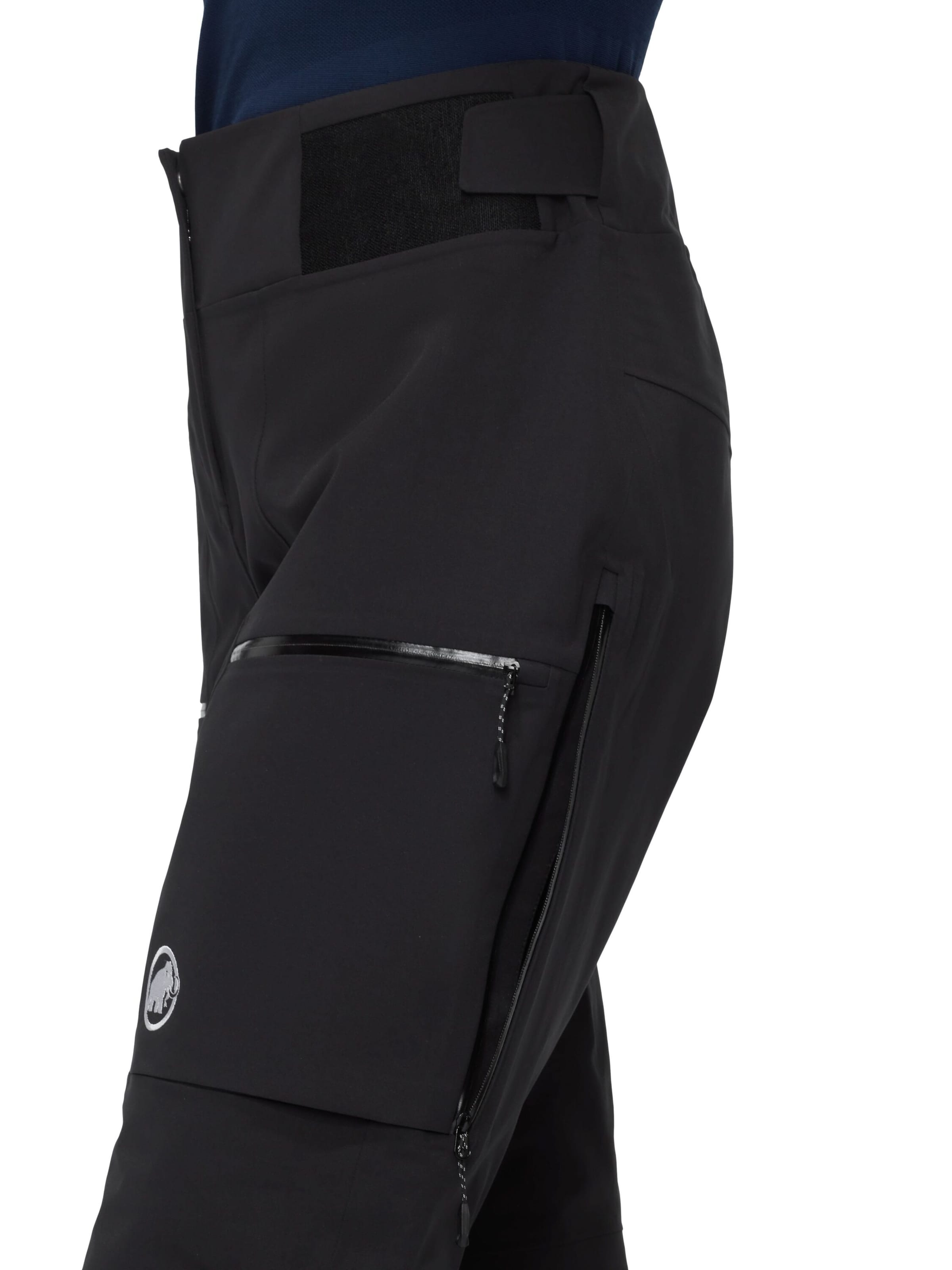 MAMMUT Regular Outdoor Pants in Black