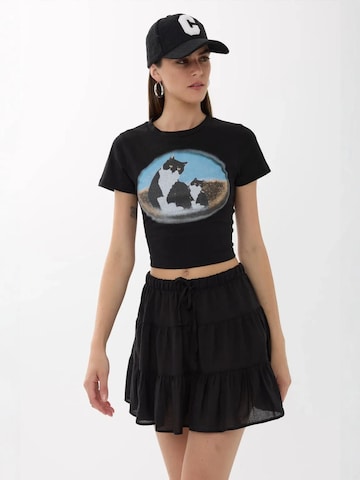 Hiccup Shirt in Black: front