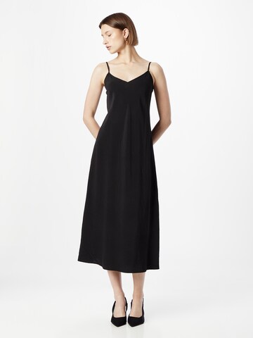 GAP Dress in Black: front