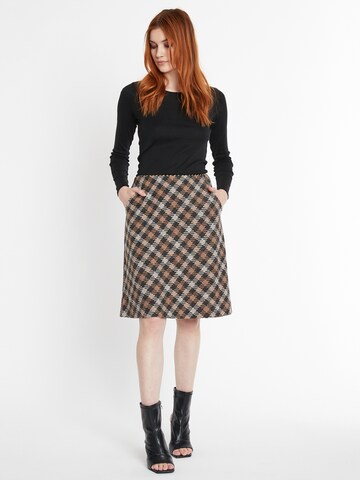 Ana Alcazar Rok 'Sophy' in Bruin