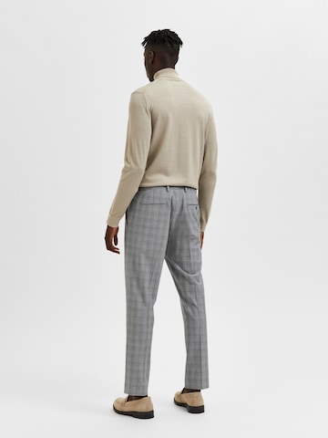 SELECTED HOMME Regular Pleated Pants 'Liam' in Grey