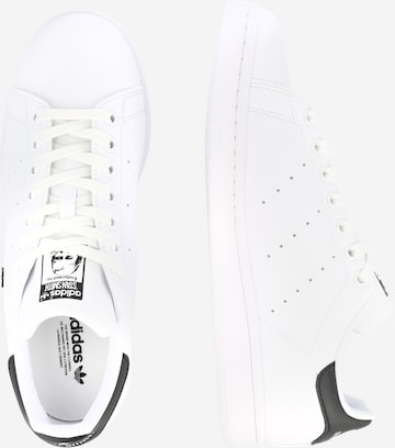 ADIDAS ORIGINALS Låg sneaker 'Stan Smith' i vit