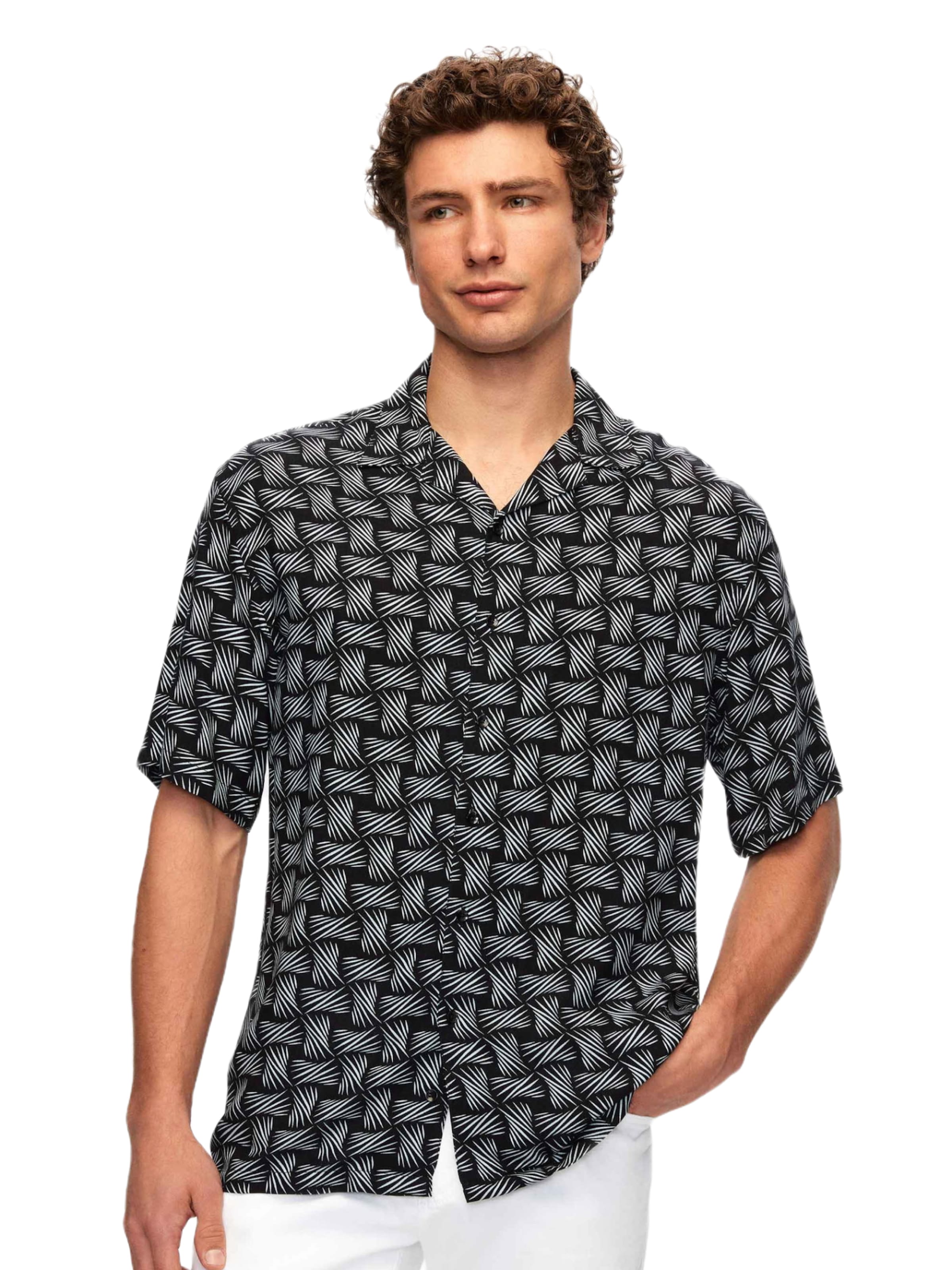 D’S Damat Regular fit Button Up Shirt in Black: front