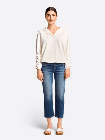 Rich & Royal Sweatshirt in Beige