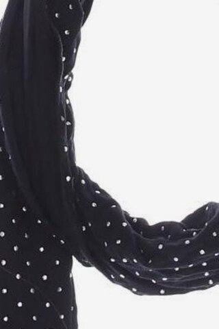 Manguun Scarf & Wrap in One size in Black