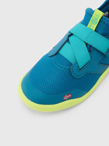 TROLLKIDS Športni čevelj 'Bergen Barefoot' | modra barva