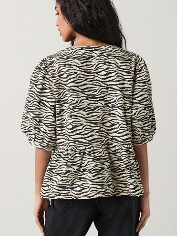 Next Blus i beige