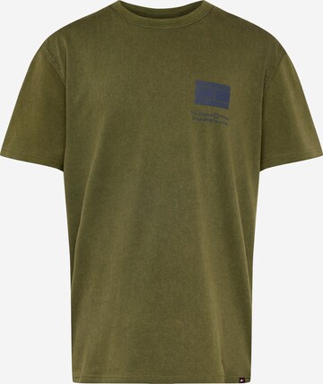 T-Shirt 'ESSENTIAL' Tommy Jeans en vert : devant