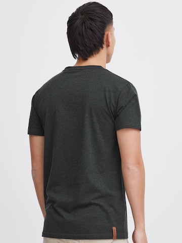T-Shirt 'Volker' !Solid en gris