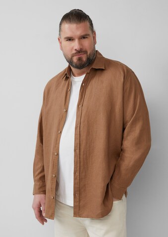 Coupe regular Chemise s.Oliver en marron : devant