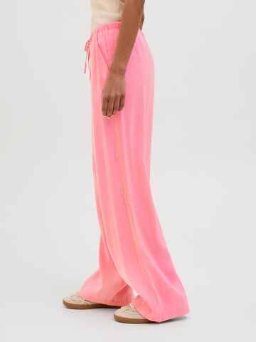 Regular Pantalon 'JXFIE' JJXX en rose