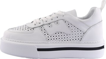 D.MoRo Shoes Sneakers in White