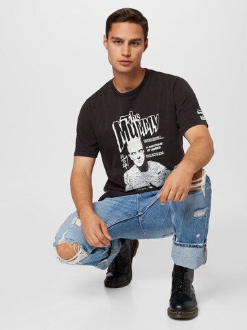 T-Shirt 'Monsters® x Levi’s® Long Sleeve Tee' LEVI'S ® en noir
