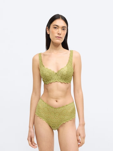 TRIUMPHT-shirt Grudnjak 'Amourette' - zelena boja