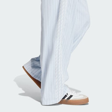ADIDAS ORIGINALS Wide leg Pants in Blue