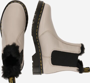 Dr. Martens Chelsea Boots 'Leonore' i grå