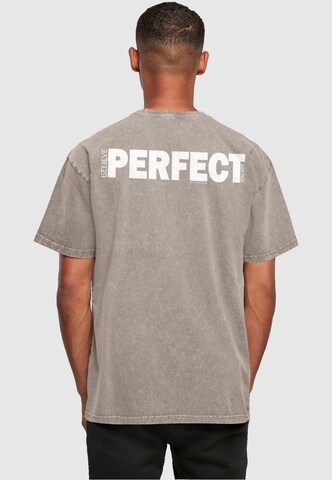 T-Shirt 'Believe Front' Merchcode en gris