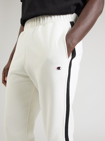 Champion Authentic Athletic Apparel Tapered Παντελόνι σε λευκό