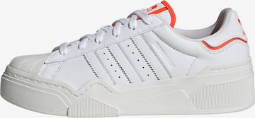 ADIDAS ORIGINALS Σνίκερ χαμηλό 'Superstar Bonega 2B' σε λευκό: μπροστά