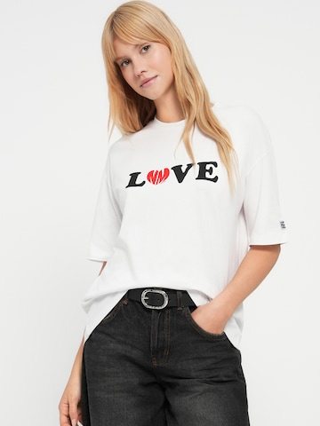 T-shirt 'NMKARLA' Noisy may en blanc