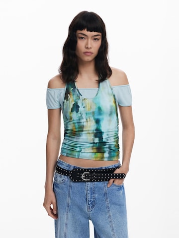 Tricou de la Desigual pe albastru: față