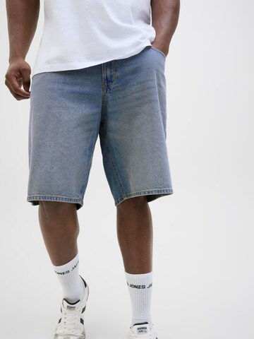 Jack & Jones Plus Baggy Shorts in Blau