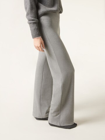 CALZEDONIA Wide Leg Hose in Grau