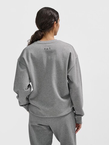 HALO Sweatshirt in Grijs