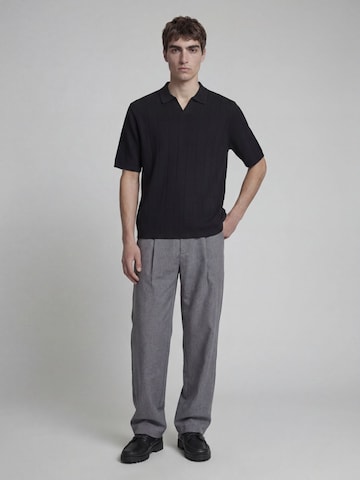 aprel Wide leg Pleat-Front Pants in Grey