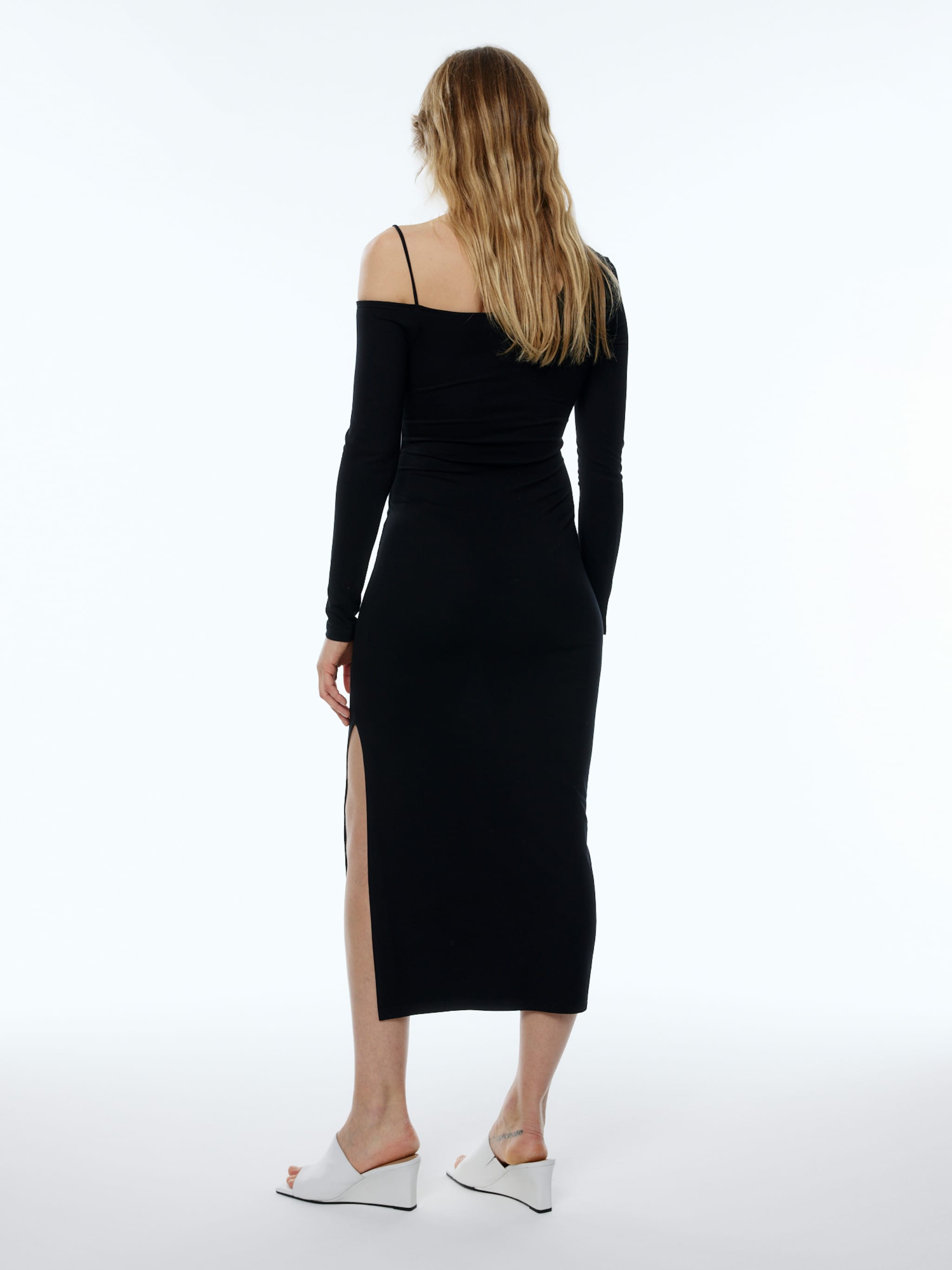 EDITED Produits Robe 'Uruma' noir