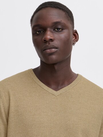 Pullover ' BHBRUTON V-neck ' di BLEND in marrone