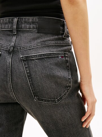 Tommy Jeans tavaline Teksapüksid 'KIRA', värv must