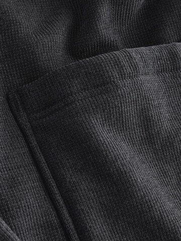 Next - Roupão comprido em preto