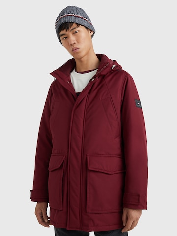 TOMMY HILFIGER Winterparka 'Rockie' in Rood: voorkant