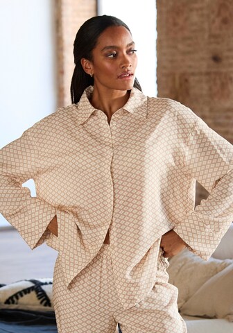 LASCANA Schlafshirt in Beige