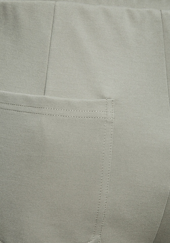 BEACH TIME Tapered Hose in Grün