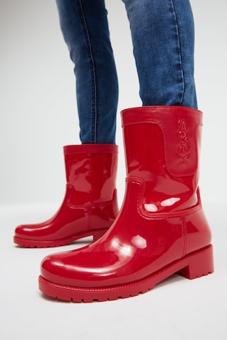 Soccx Rubber Boots in Red: front