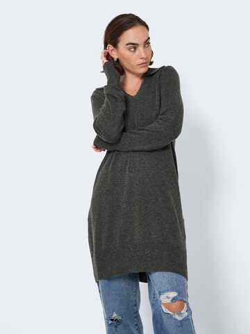 Noisy may Knit dress in Grey: front