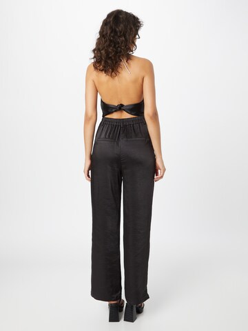 Gina Tricot Regular Pleat-front trousers 'Raya' in Black