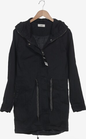 NÜMPH Jacket & Coat in M in Black: front