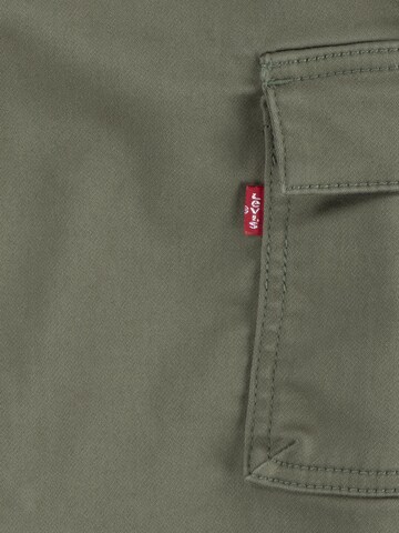 Effilé Pantalon LEVI'S ® en vert