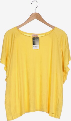 TRIANGLE Top & Shirt in 6XL in Yellow: front