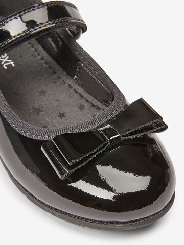 Next - Bailarina en negro