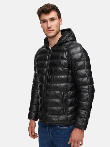 Tazzio Winterjacke 'A804' in Schwarz