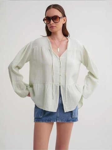 MixRay - Blusa em verde: frente