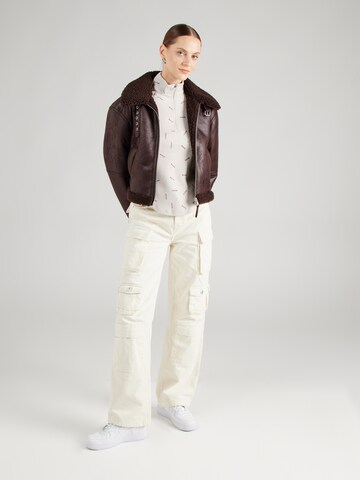 Nike Sportswear Shirt in White
