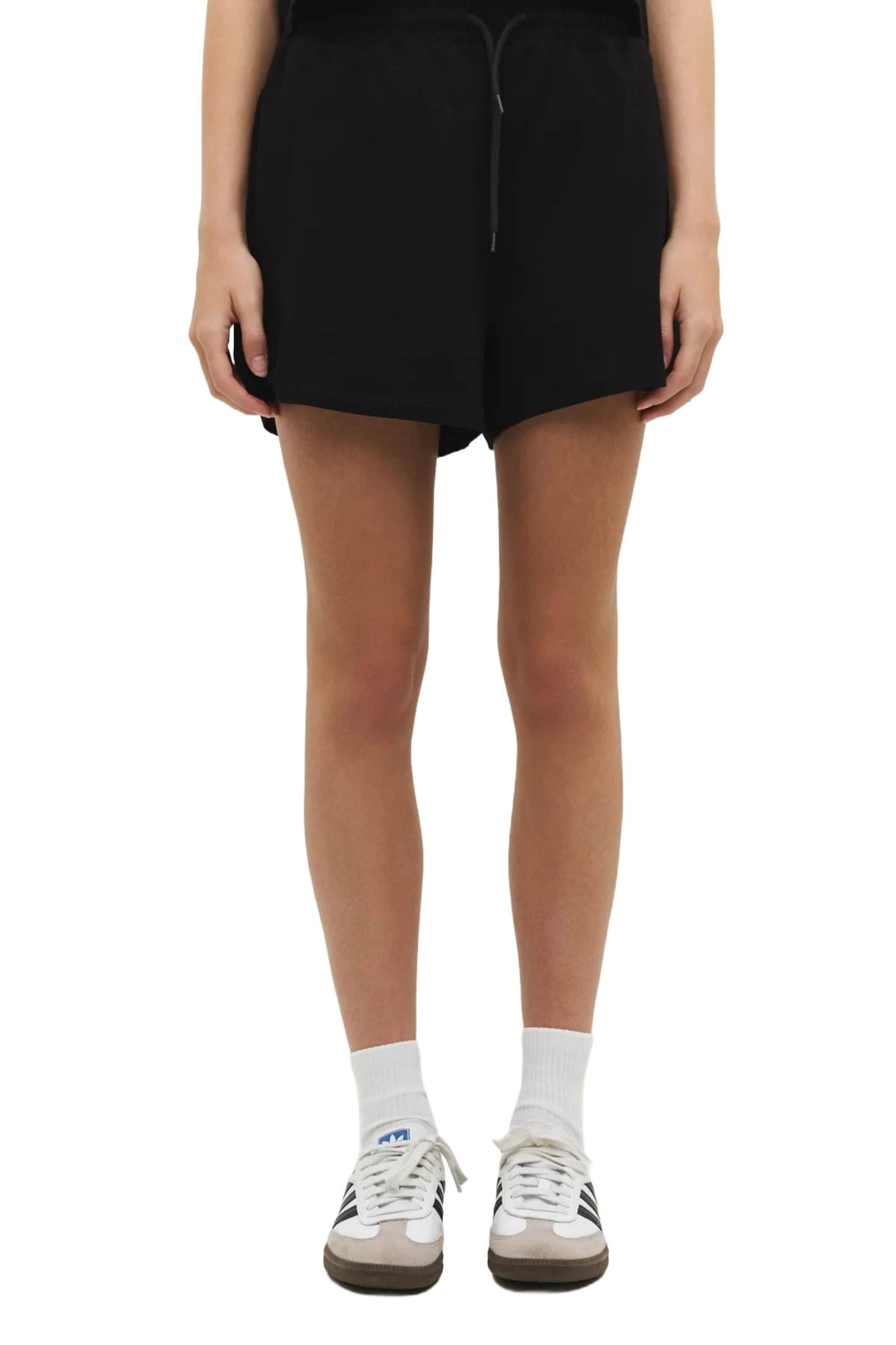 No Matter What Regular Trousers in Black